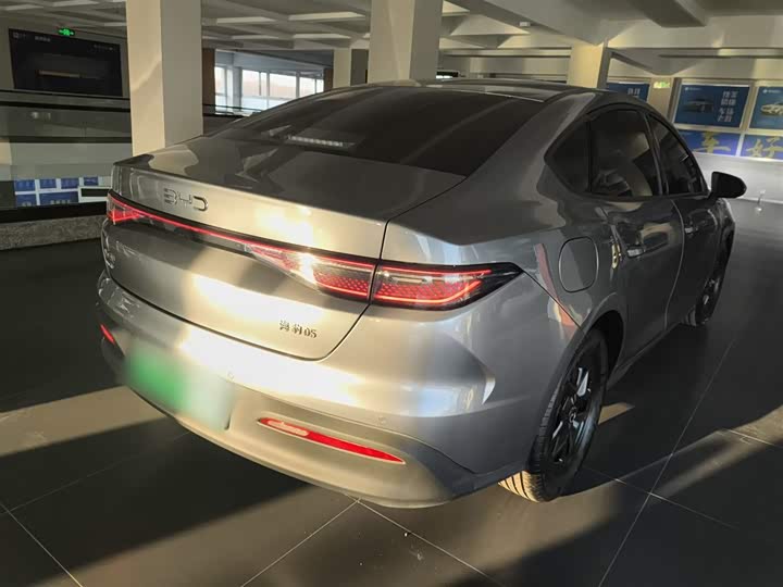 BYD Seal 05 DM-i Hybrid 2025 2025款 DM-i 智驾版 55KM豪华型
