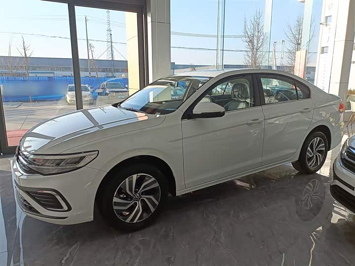 Volkswagen Bora 2025 2025款 改款 200TSI DSG悦行导航版