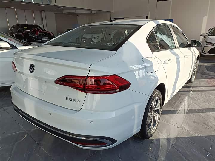 Volkswagen Bora 2025 2025款 改款 200TSI DSG悦行导航版