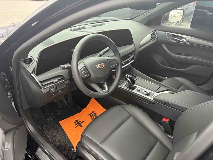 Cadillac CT5 2025 2025款 28T 城市运动版