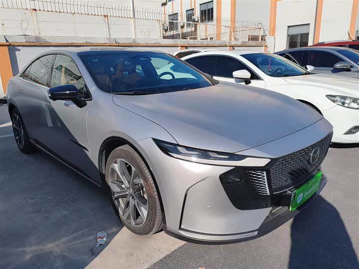 Mazda EZ-6 2024 2024款 增程200智尊版