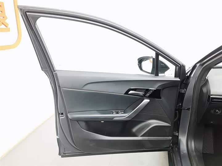 MG Motor 4 EV 2023 2023款 415km 出海冠军版