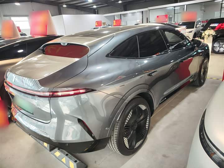 Avatr 11 2023 2023款 长续航单电机版 5座