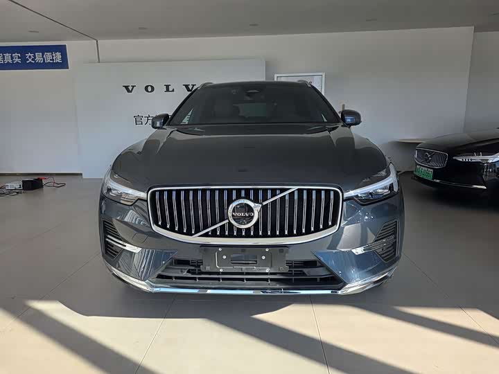 Volvo XC60 Hybrid 2025 2025款 插电式混动 长续航四驱智远豪华版