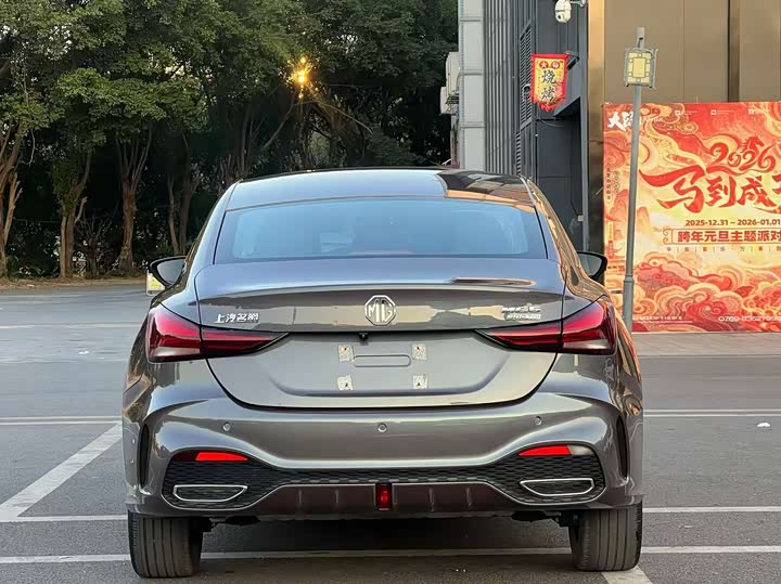 MG Motor 5 2025 2025款 300TGI 全球旗舰版