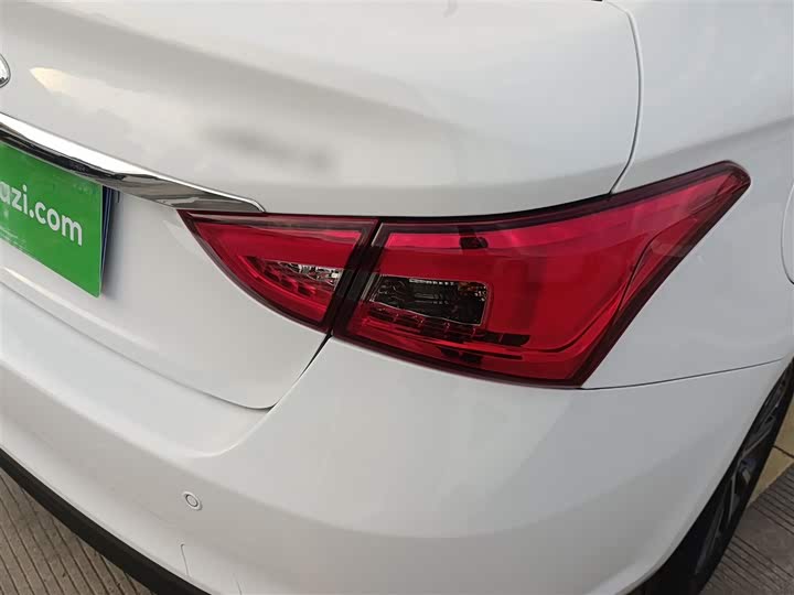 Chery Arrizo 5 2025 2025款 卓越版 1.5L CVT风尚型