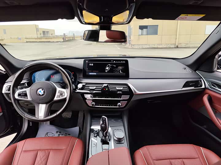 BMW 5 Series Hybrid 2022 2022款 535Le M运动套装