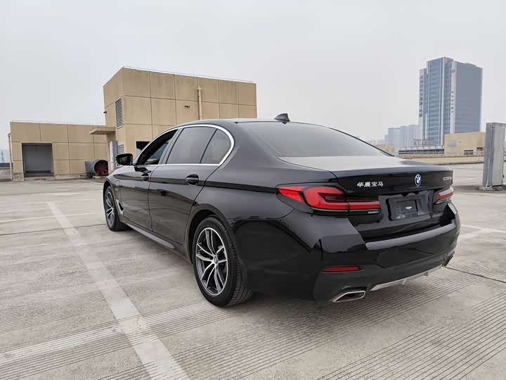 BMW 5 Series Hybrid 2022 2022款 535Le M运动套装