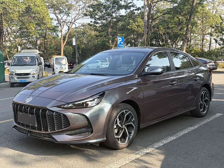 MG Motor 5 2025 2025款 300TGI 全球旗舰版