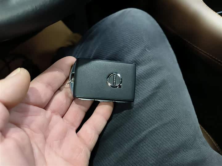 Volvo V90 2021 2021款 Cross Country B5 AWD 智尊版