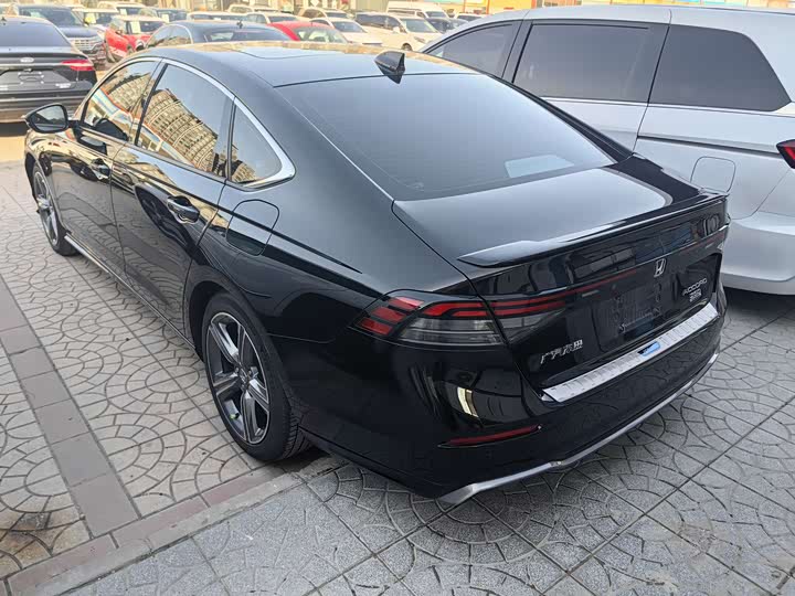 Honda Accord 2025 2025款 260TURBO 尊贵版
