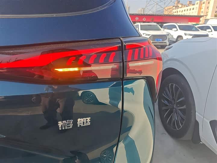 Dongfeng Forthing Yacht 2022 2022款 1.5T DCT逐浪版