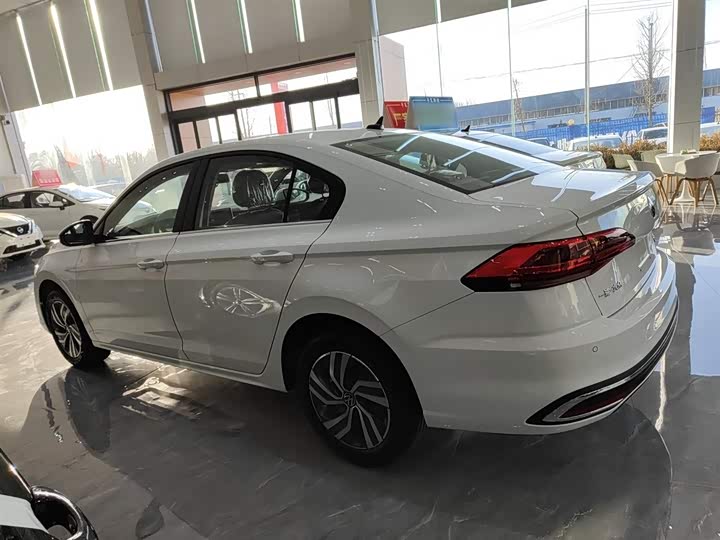 Volkswagen Bora 2025 2025款 改款 200TSI DSG悦行导航版