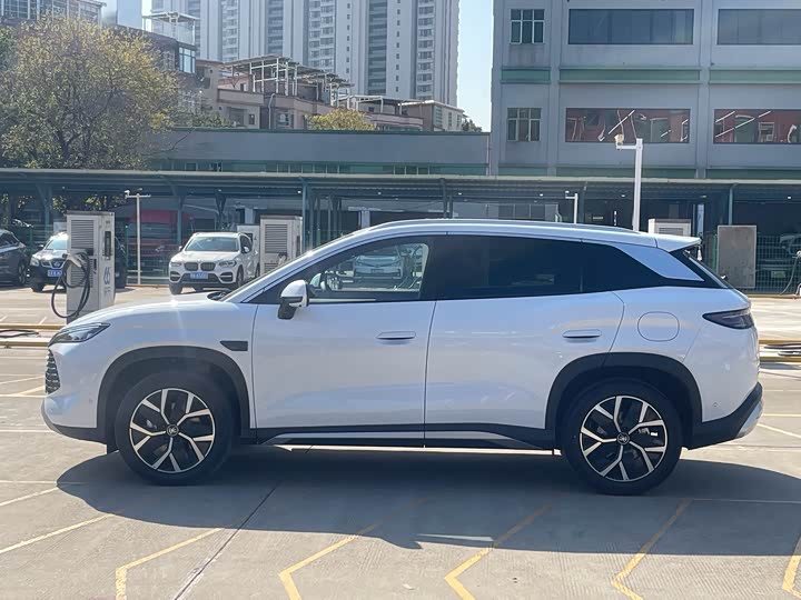 2026 BYD Song L DM-i Hybrid