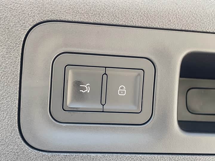 BYD Song L DM-i Hybrid 2026 2026款 200KM超越型