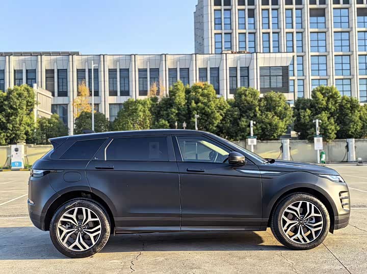 Land Rover Range Rover Evoque L 2024 2024款 揽胜极光L SE 驭光尊耀版