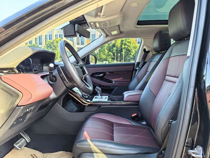 Land Rover Range Rover Evoque L 2024 2024款 揽胜极光L SE 驭光尊耀版