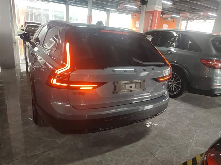 Volvo V90 2021 2021款 Cross Country B5 AWD 智远版