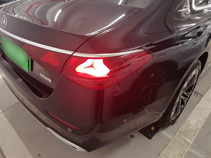 Mercedes-Benz E-Class Hybrid 2024 2024款 E 350 e L 插电式混合动力轿车