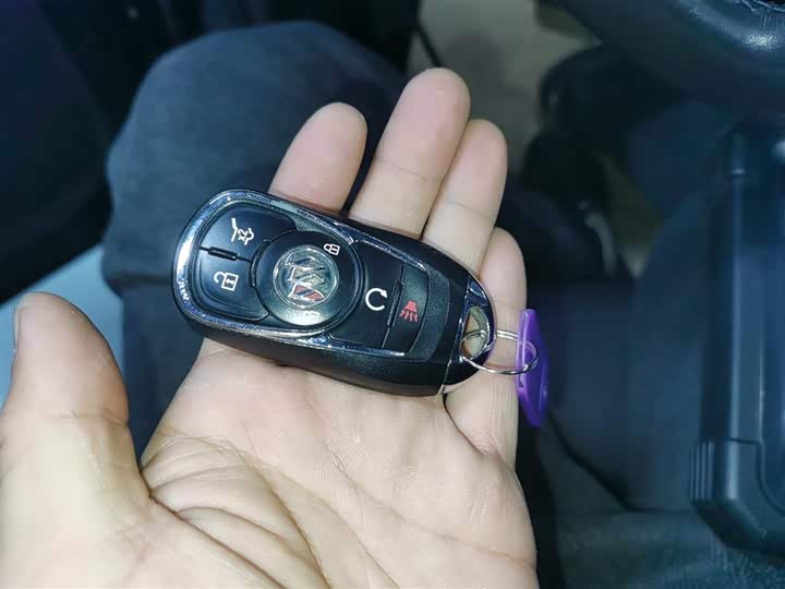 Buick Enclave 2022 2022款 652T 两驱尊贵型 7座