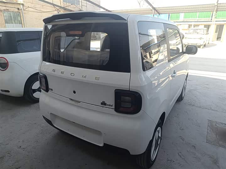 Geely Galaxy Panda Mini 2025 2025款 熊猫mini 210km 元气熊