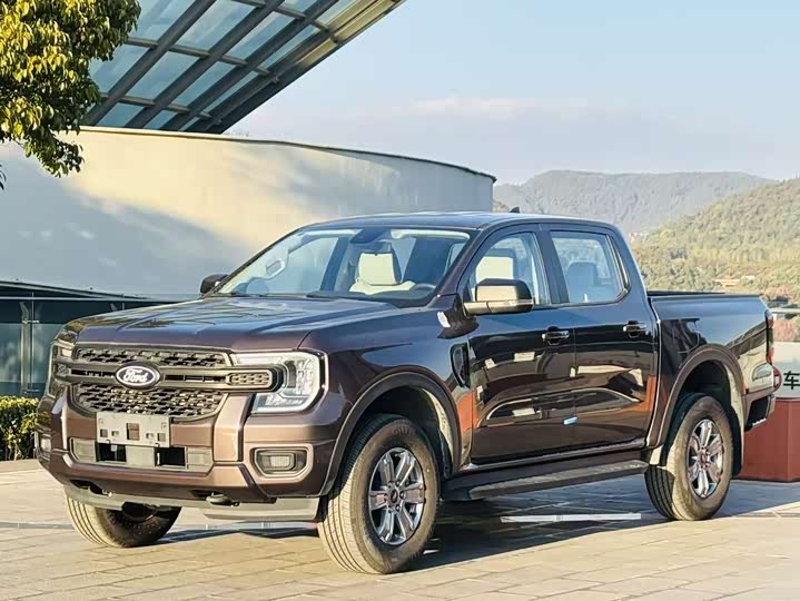 Ford Ranger 2023 2023款 山林四驱手动版 汽油