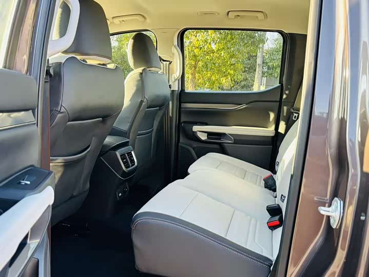 Ford Ranger 2023 2023款 山林四驱手动版 汽油