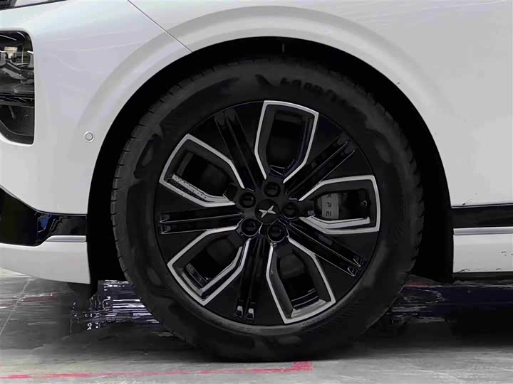 XPeng G9 2025 2025款 625 长续航 Max