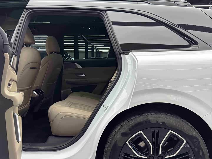 XPeng G9 2025 2025款 625 长续航 Max