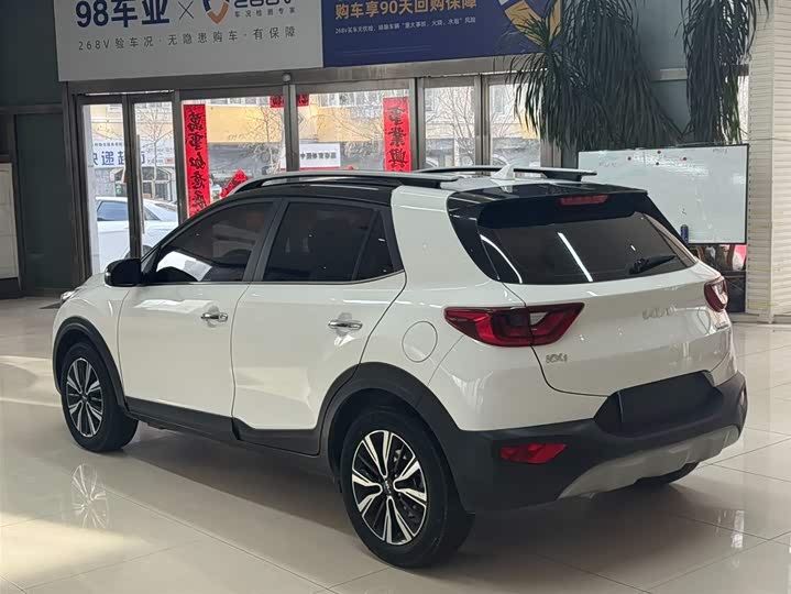 Kia KX1 2021 2021款 1.4L CVT天窗款