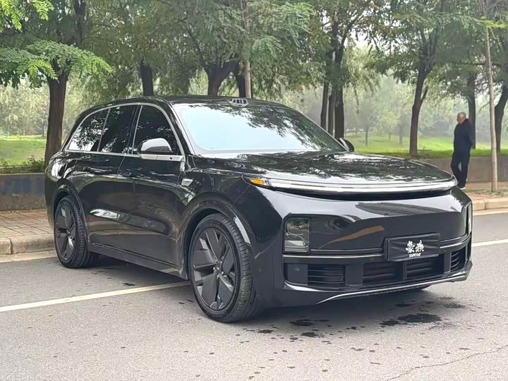 LiXiang L8 2025 2025款 Pro 智能焕新版