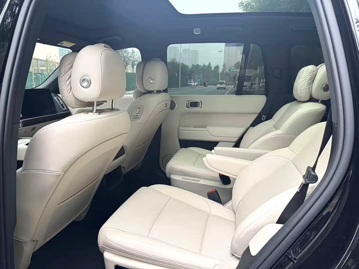 LiXiang L8 2025 2025款 Pro 智能焕新版