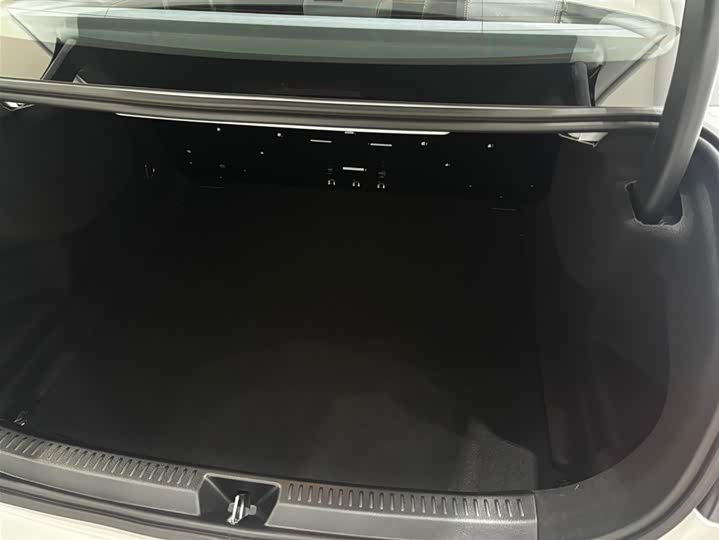 Mercedes-Benz A-Class 2024 2024款 A 200 L 时尚型