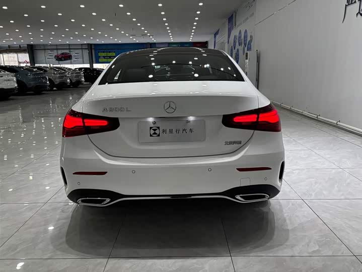 Mercedes-Benz A-Class 2024 2024款 A 200 L 时尚型