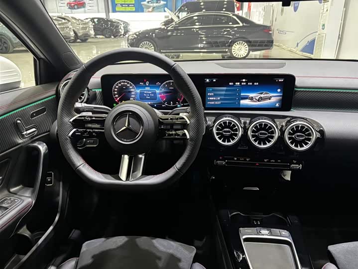 Mercedes-Benz A-Class 2024 2024款 A 200 L 时尚型