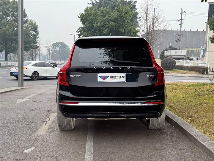 Volvo XC90 2024 2024款 B5 智行豪华版 5座