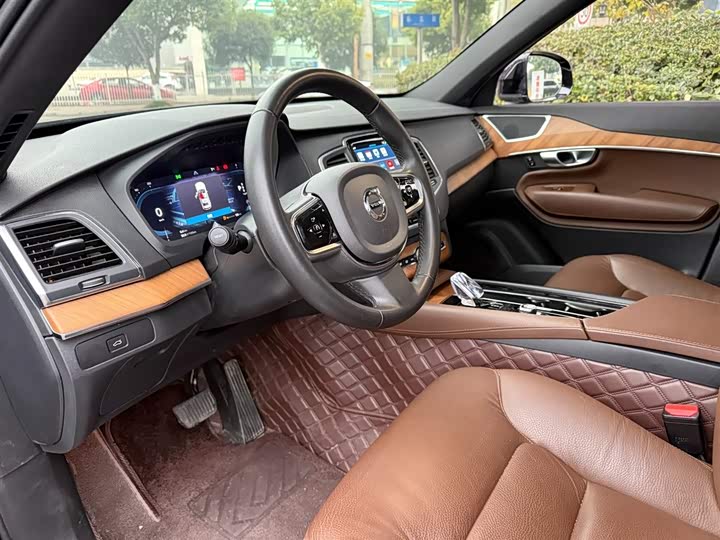 Volvo XC90 2024 2024款 B5 智行豪华版 5座