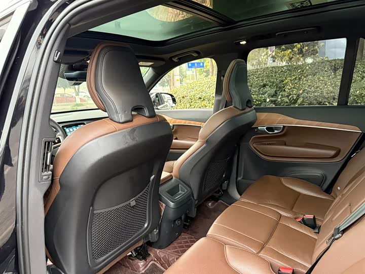 Volvo XC90 2024 2024款 B5 智行豪华版 5座