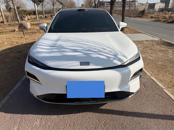 Geely Galaxy Starshine 8 EM-i 2025 2025款 130km EM-P 探索版