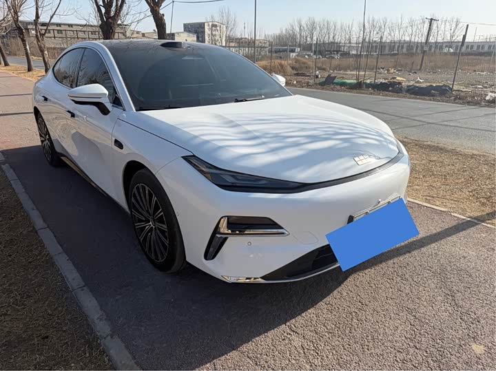 Geely Galaxy Starshine 8 EM-i 2025 2025款 130km EM-P 探索版