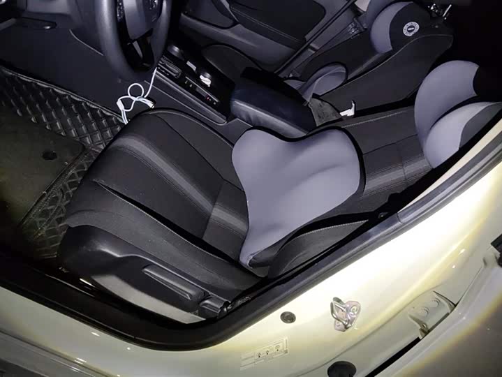 Honda Civic 2023 2023款 HATCHBACK 240TURBO CVT极跃版