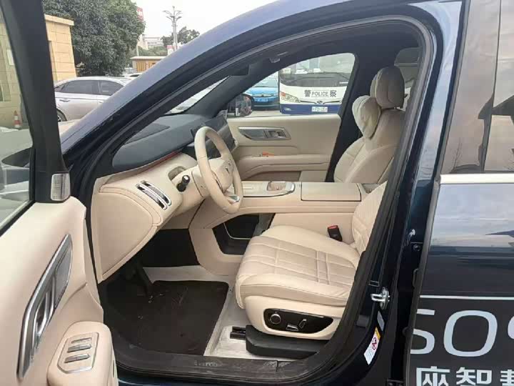 Changan Deepal S09 2025 2025款 四驱Ultra+ 高定版