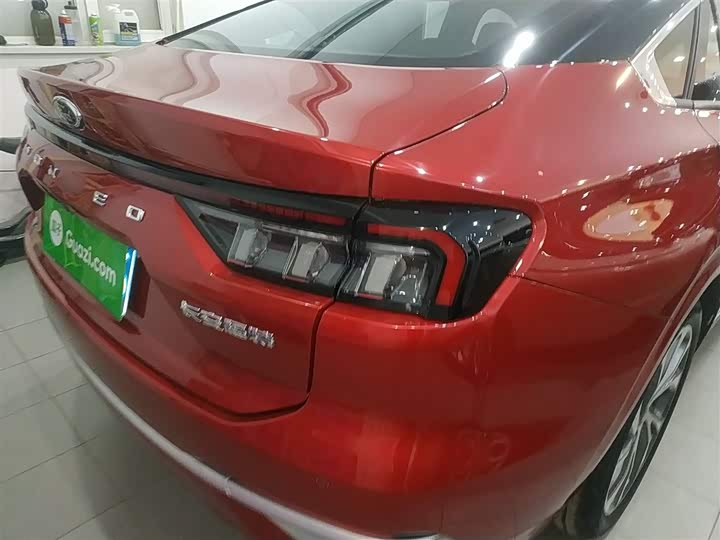 Ford Mondeo 2025 2025款 2.0T EcoBoost 至尊型