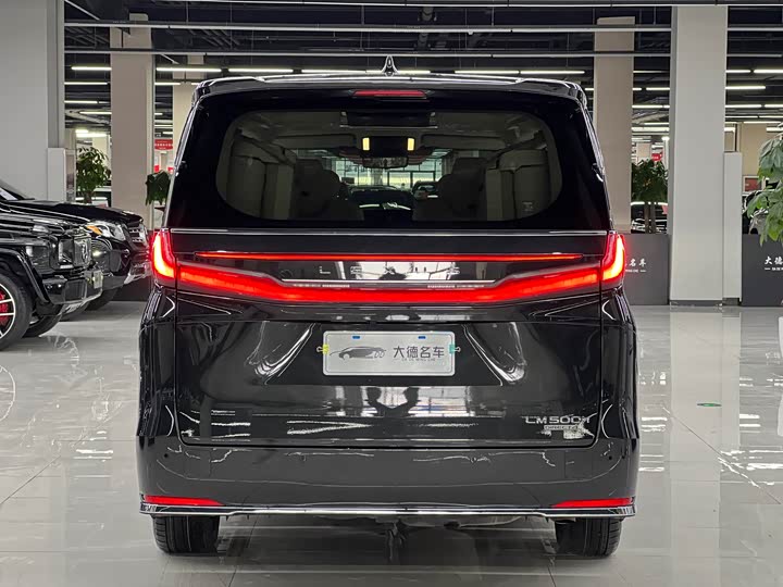 Lexus LM 2025 2025款 500h 六座尊崇版