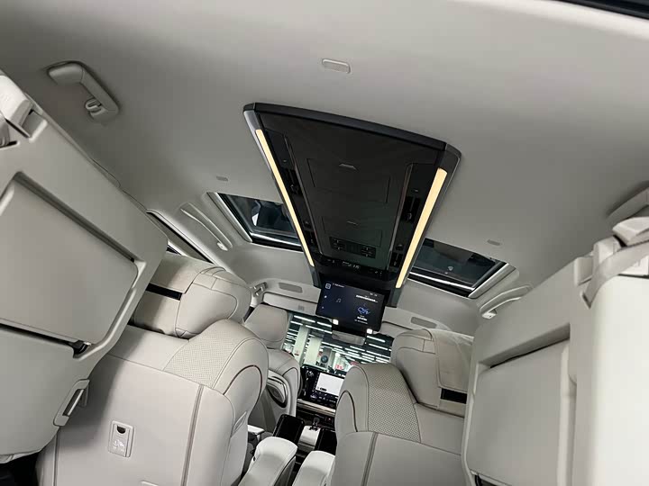 Lexus LM 2025 2025款 500h 六座尊崇版