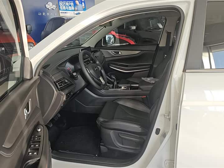 Changan CS75 2024 2024款 畅享版 1.5T 手动精英型