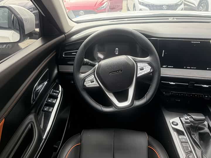 Changan Oshan X7 Plus 2022 2022款 1.5T 蓝鲸版自动尊享型