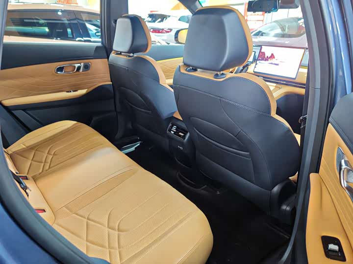 Geely Galaxy Starship 7 2025 2025款 120km 领航版