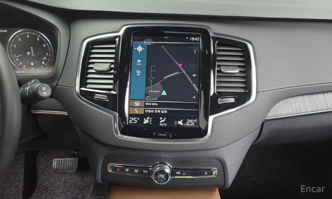 Volvo XC90 2016 B6 Inscription