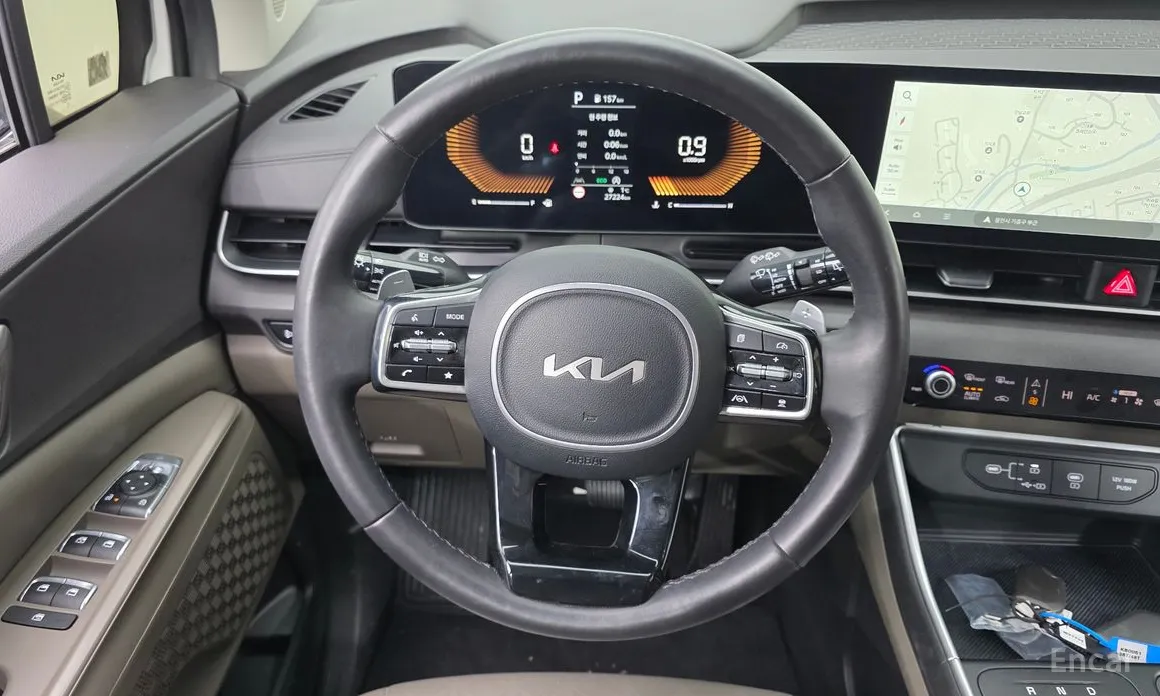 Kia Carnival 2023 9-Seater Prestige